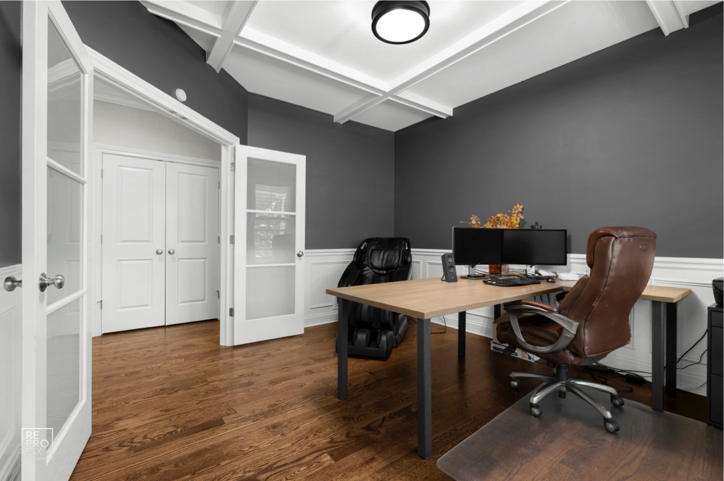 219 North Clinton Avenue Elmhurst IL 60126