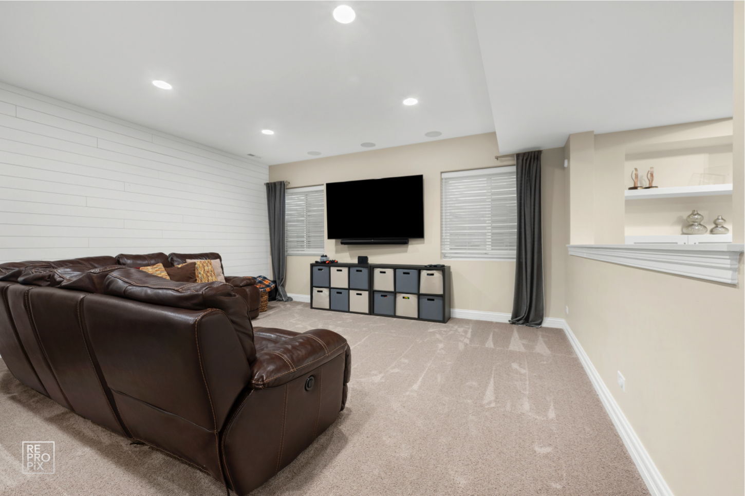 219 North Clinton Avenue Elmhurst IL 60126