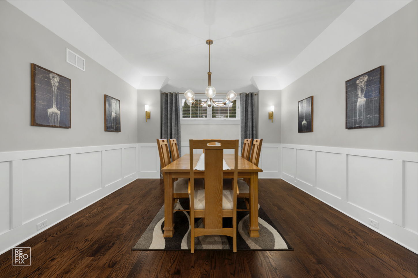 219 North Clinton Avenue Elmhurst IL 60126