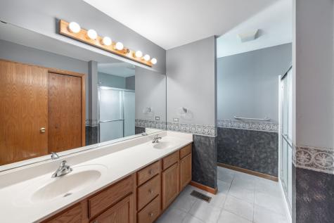 1621 Ash Avenue Woodstock IL 60098