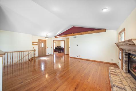 1621 Ash Avenue Woodstock IL 60098