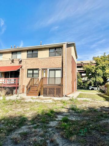 611 West 25th Place Chicago IL 60616