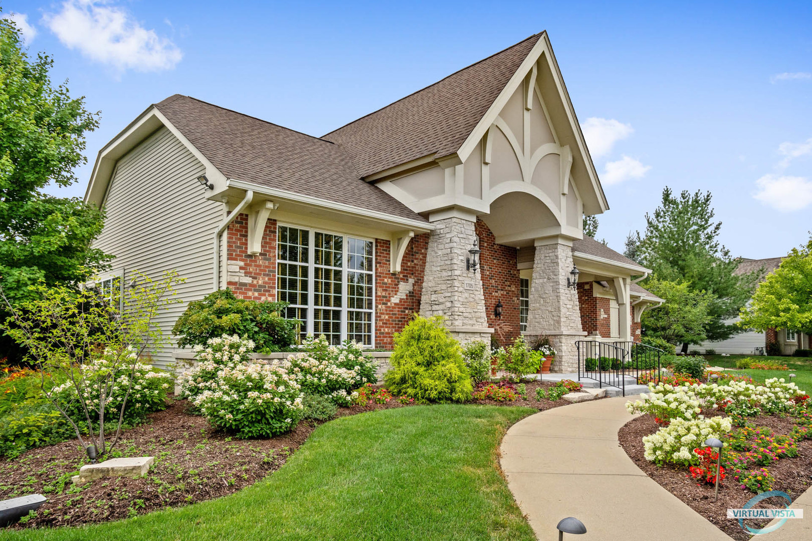 1282 Everwood Lane Aurora IL 60505