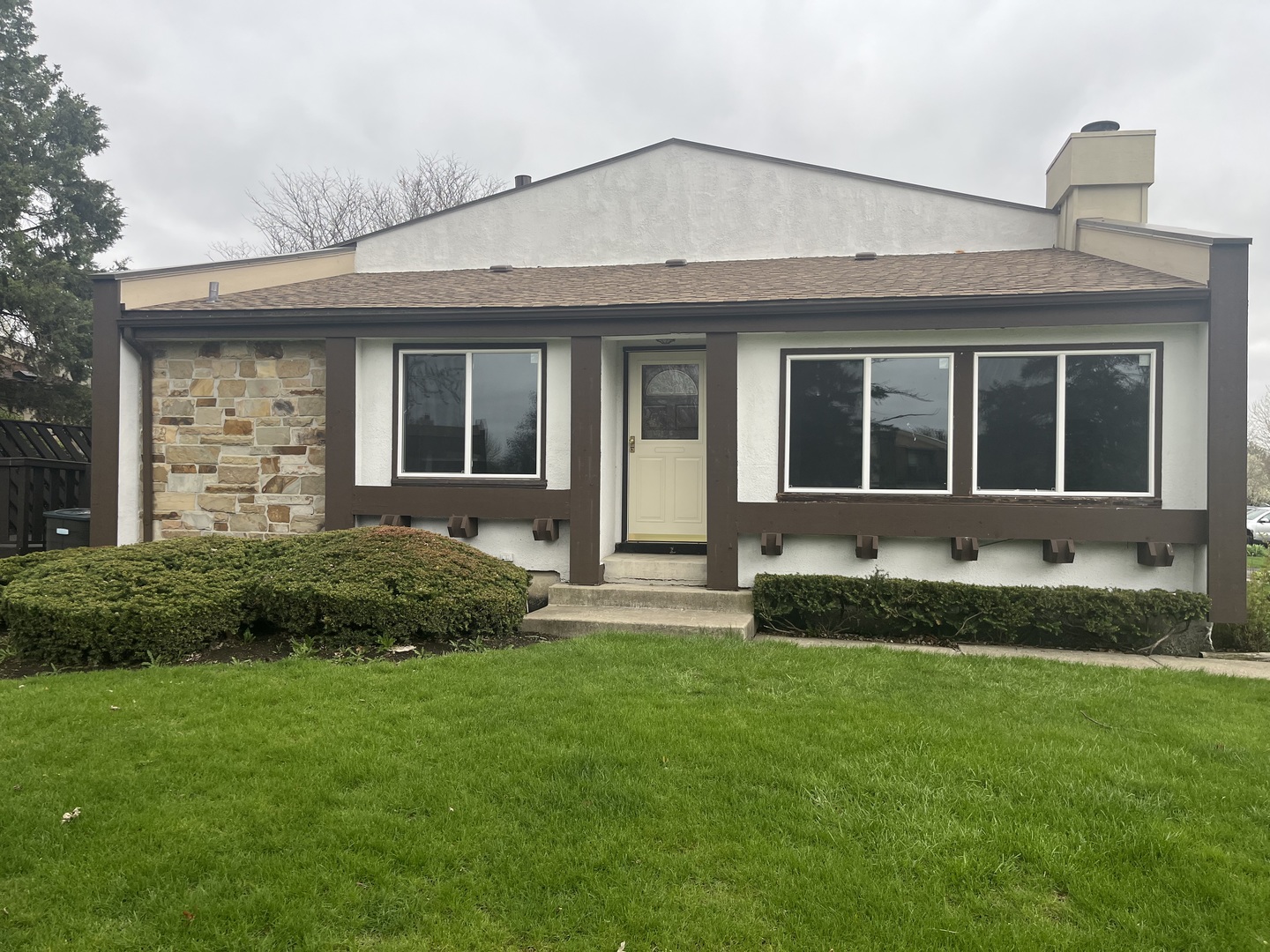 203 Cascade Drive Indian Head Park IL 60525