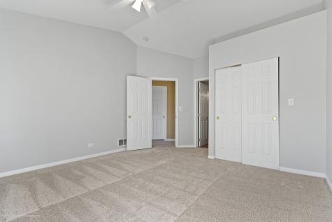 3473 Ravinia Circle Aurora IL 60504