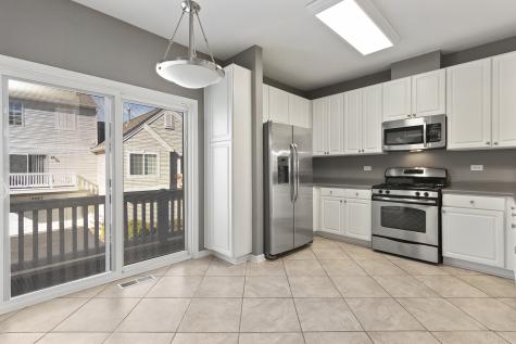 3473 Ravinia Circle Aurora IL 60504