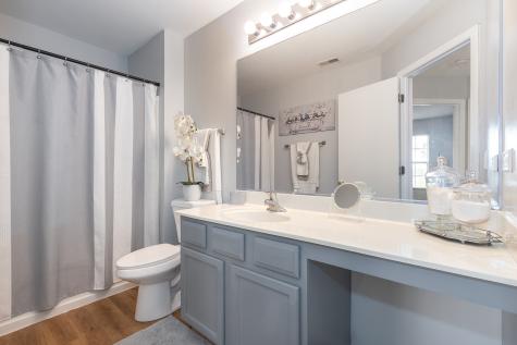 292 South Oak Creek Lane Romeoville IL 60446
