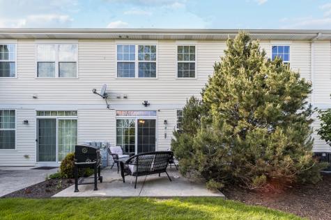 292 South Oak Creek Lane Romeoville IL 60446