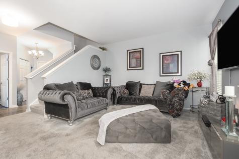 292 South Oak Creek Lane Romeoville IL 60446