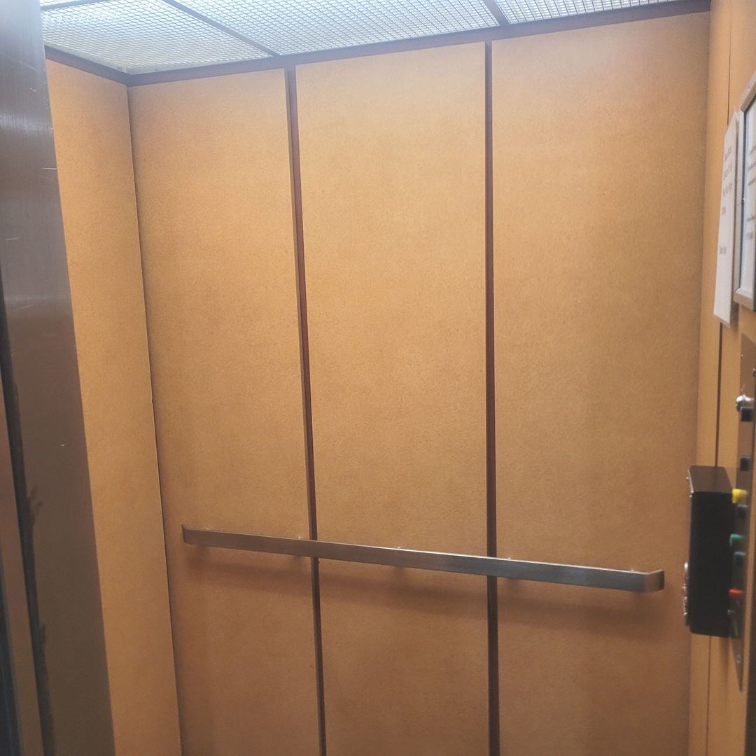 2215 West 111th Street Chicago IL 60643