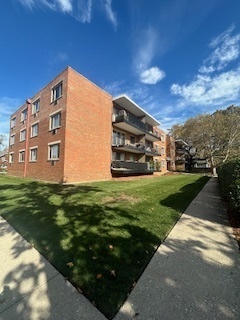 2215 West 111th Street Chicago IL 60643