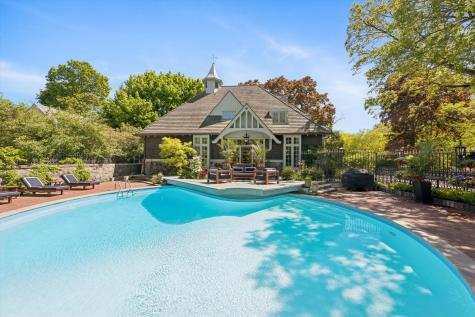 1319 Forest Avenue Evanston IL 60201