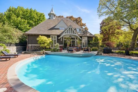 1319 Forest Avenue Evanston IL 60201