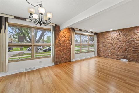 8737 South 50th Avenue Oak Lawn IL 60453