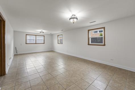 8737 South 50th Avenue Oak Lawn IL 60453