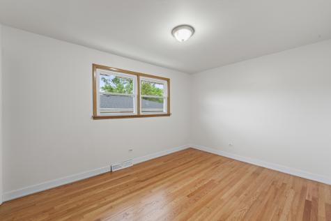 8737 South 50th Avenue Oak Lawn IL 60453