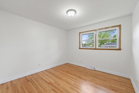 8737 South 50th Avenue Oak Lawn IL 60453