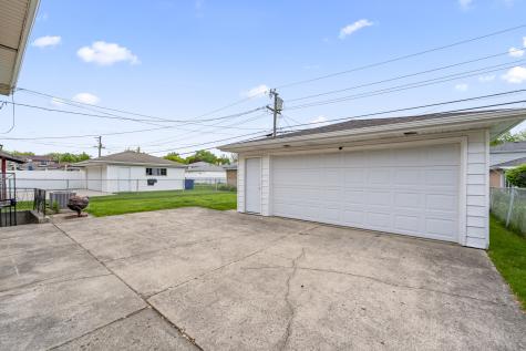 8737 South 50th Avenue Oak Lawn IL 60453