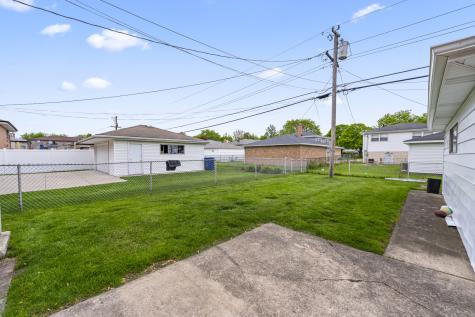 8737 South 50th Avenue Oak Lawn IL 60453