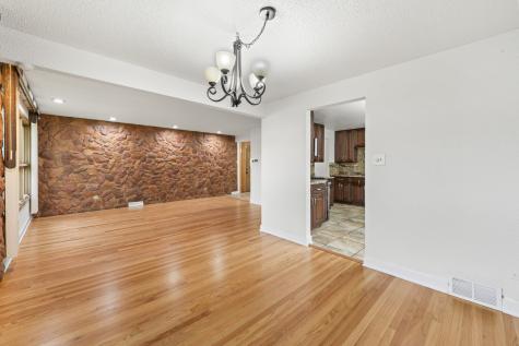 8737 South 50th Avenue Oak Lawn IL 60453