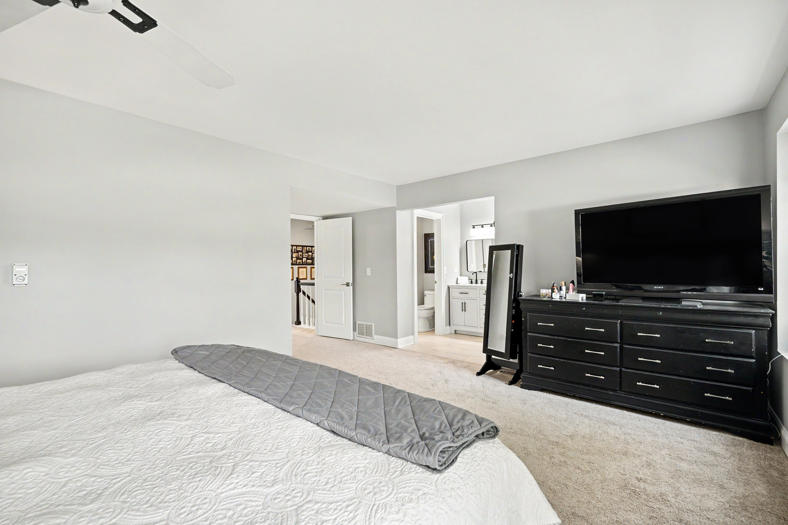 2234 Appleby Drive Wheaton IL 60189