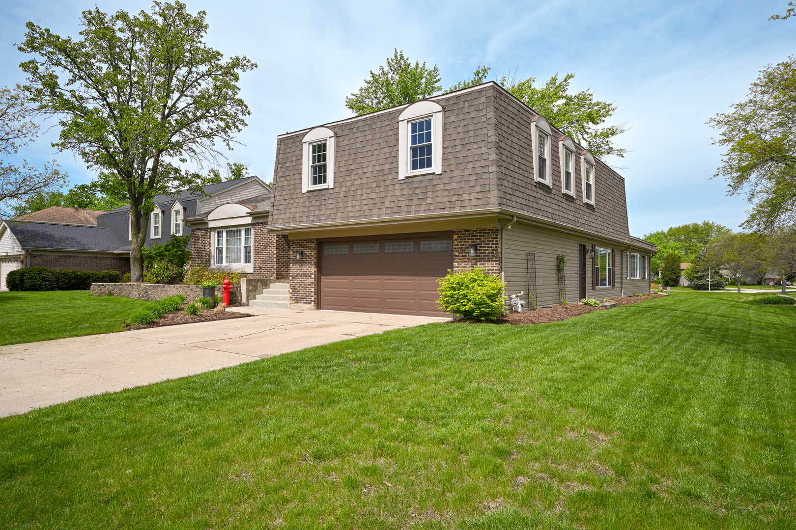 2234 Appleby Drive Wheaton IL 60189