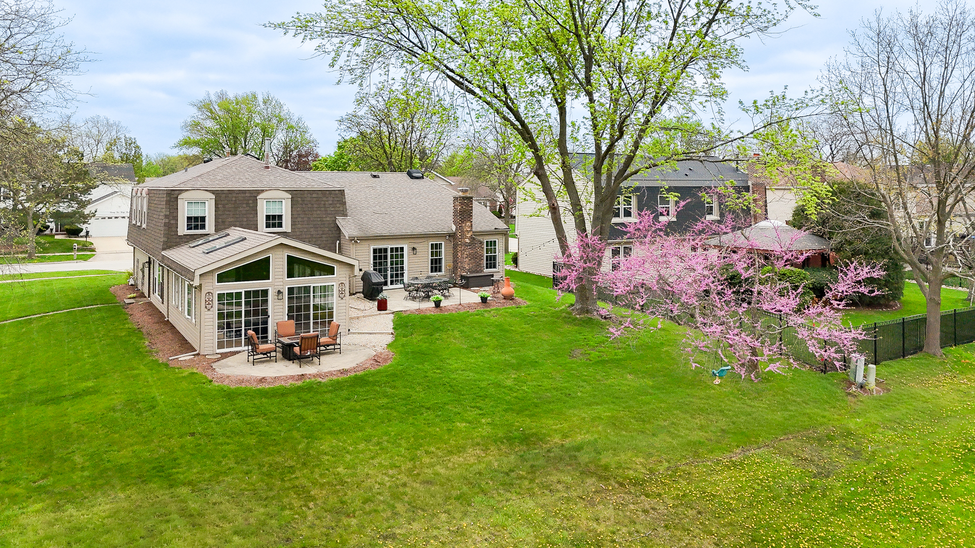 2234 Appleby Drive Wheaton IL 60189
