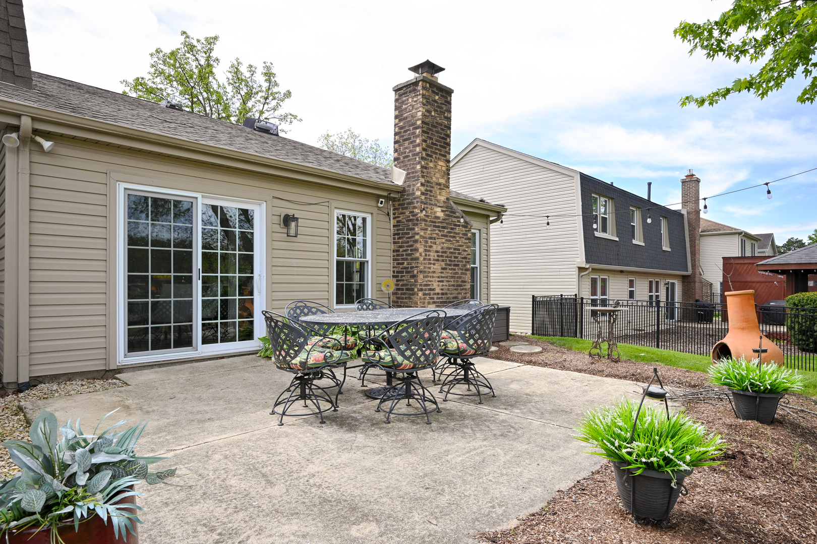 2234 Appleby Drive Wheaton IL 60189