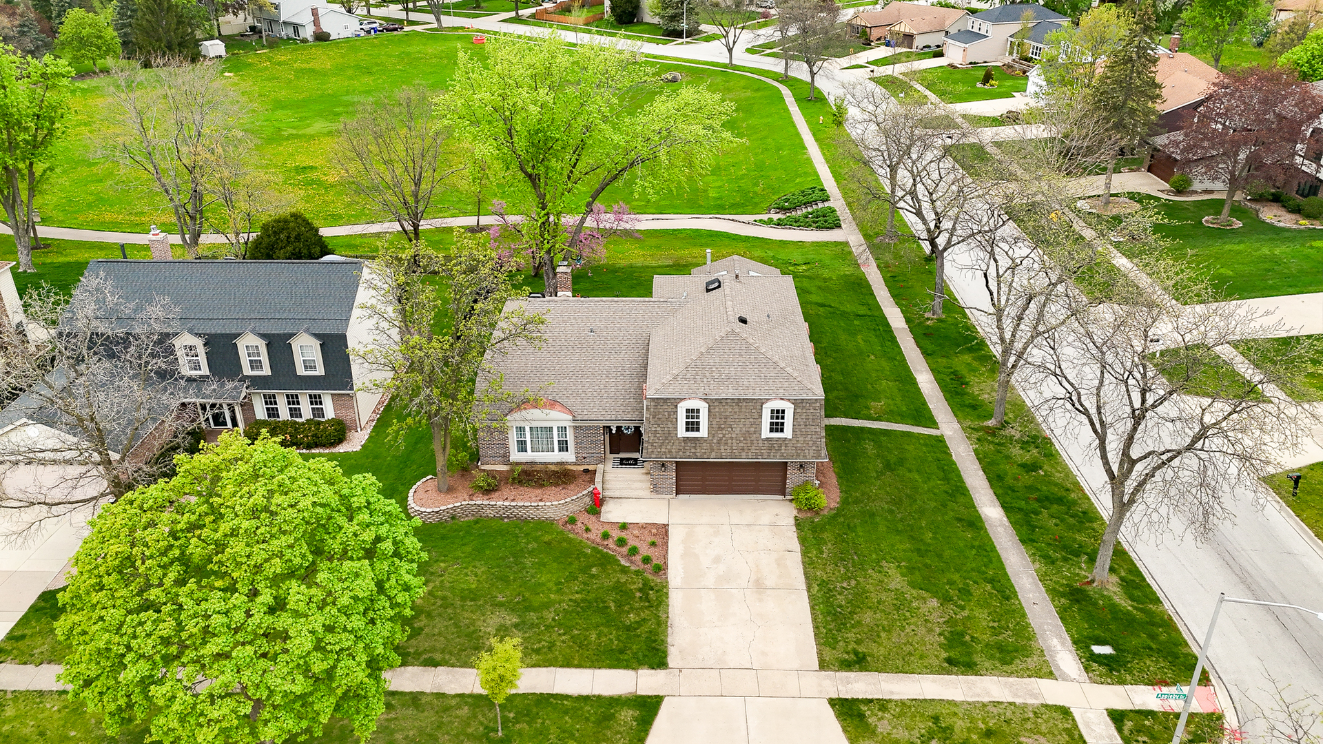 2234 Appleby Drive Wheaton IL 60189