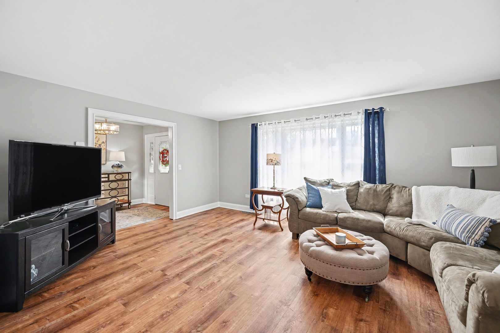 2234 Appleby Drive Wheaton IL 60189