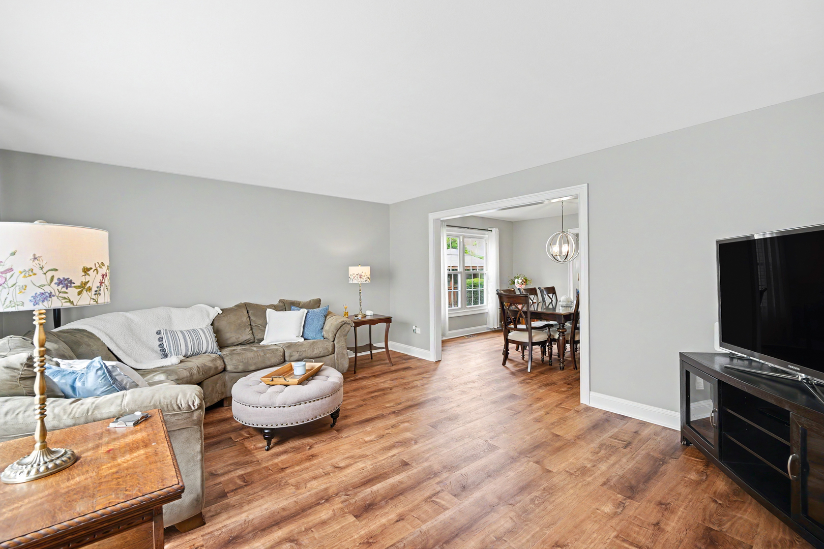 2234 Appleby Drive Wheaton IL 60189