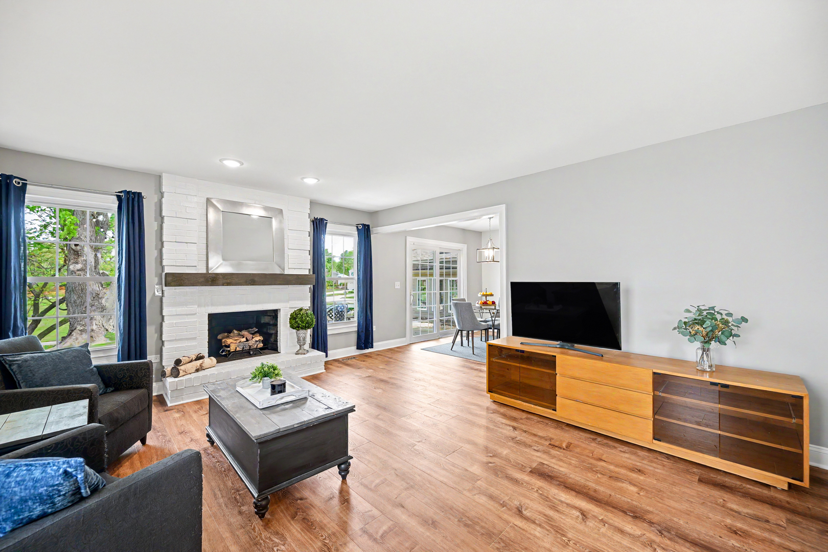 2234 Appleby Drive Wheaton IL 60189