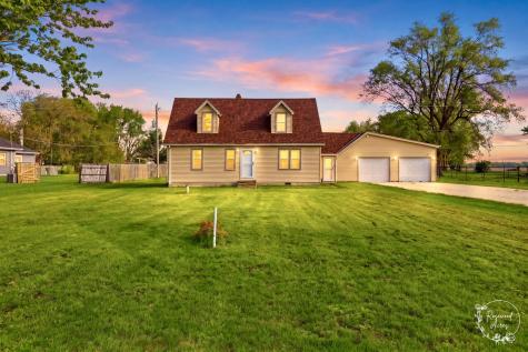 1769 West 2000s Road Kankakee IL 60901