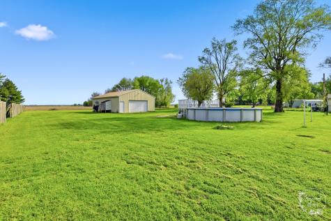 1769 West 2000s Road Kankakee IL 60901