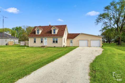 1769 West 2000s Road Kankakee IL 60901