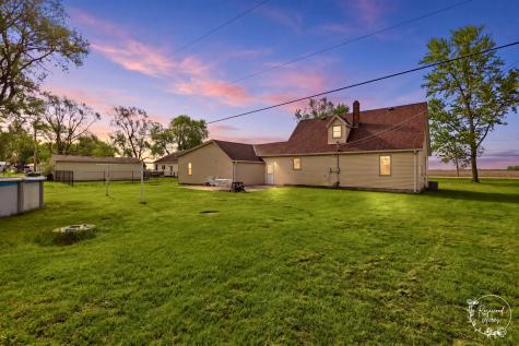 1769 West 2000s Road Kankakee IL 60901