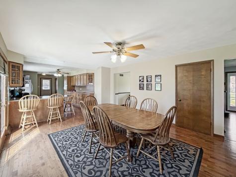 2711 Royal Oaks Drive Freeport IL 61032