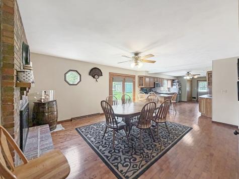 2711 Royal Oaks Drive Freeport IL 61032