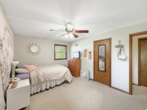 2711 Royal Oaks Drive Freeport IL 61032
