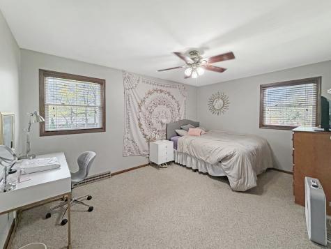 2711 Royal Oaks Drive Freeport IL 61032