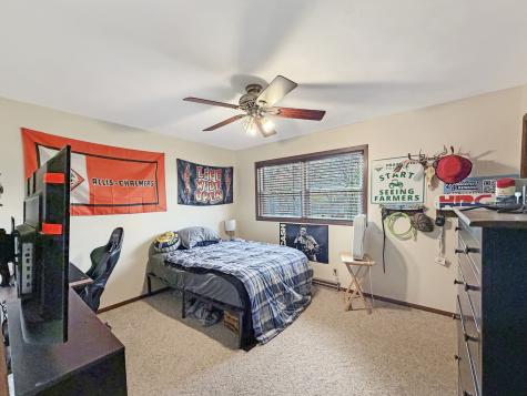 2711 Royal Oaks Drive Freeport IL 61032