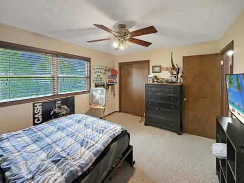 2711 Royal Oaks Drive Freeport IL 61032