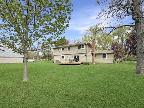 2711 Royal Oaks Drive Freeport IL 61032