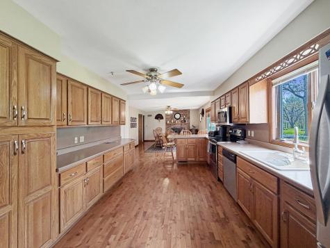 2711 Royal Oaks Drive Freeport IL 61032