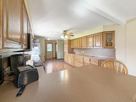 2711 Royal Oaks Drive Freeport IL 61032