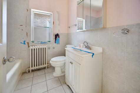 1748 North New England Avenue Chicago IL 60707