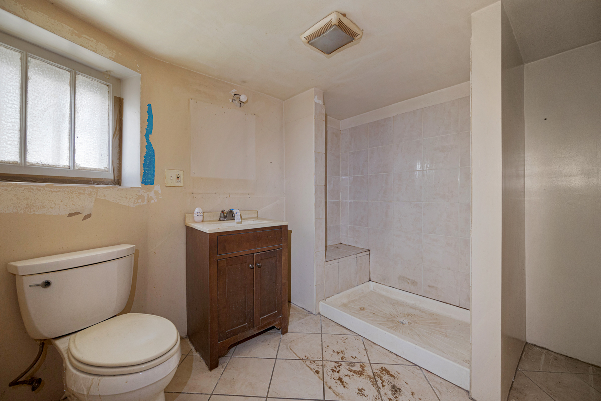 1748 North New England Avenue Chicago IL 60707