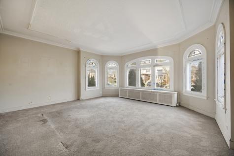 1748 North New England Avenue Chicago IL 60707