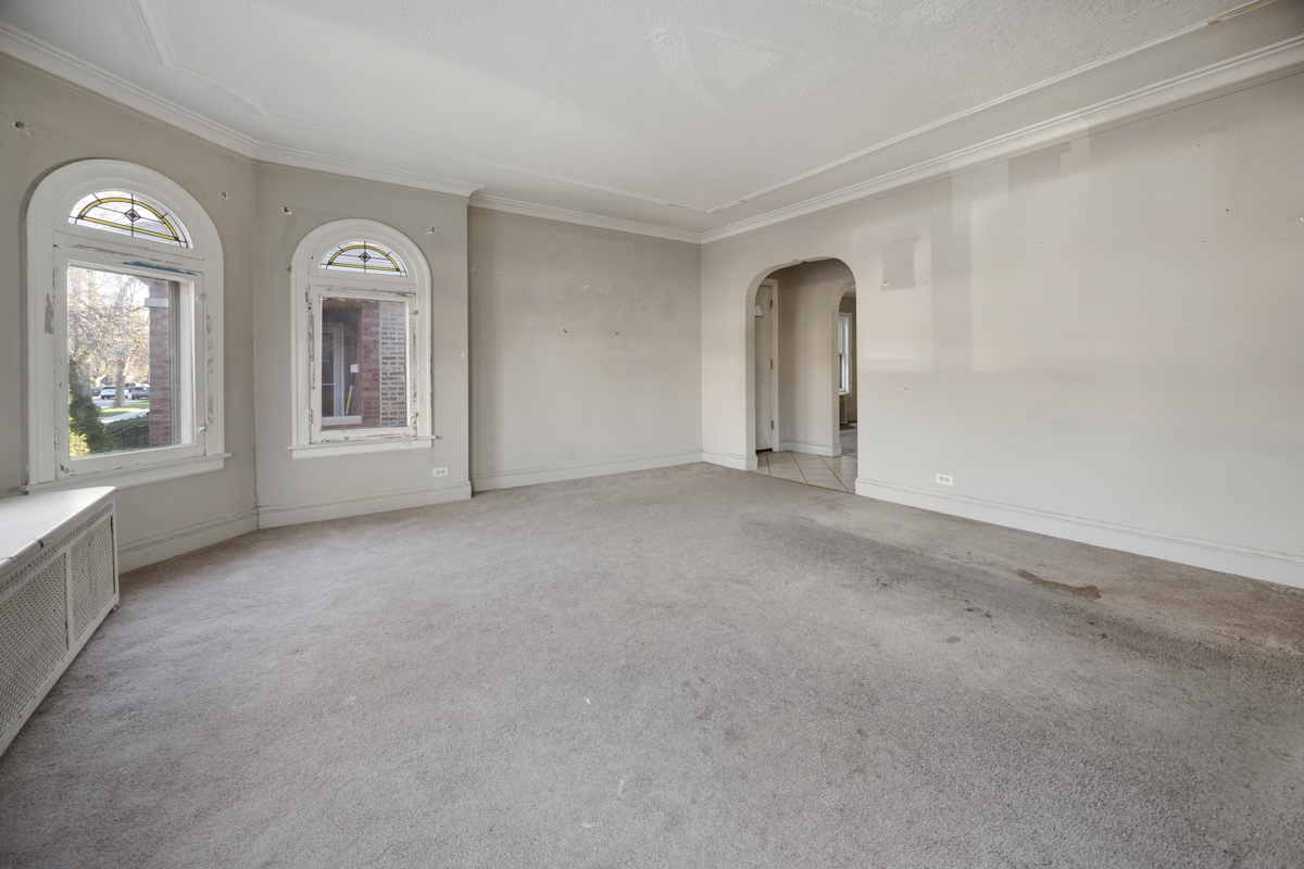 1748 North New England Avenue Chicago IL 60707