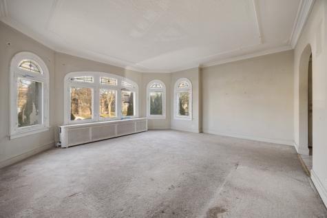 1748 North New England Avenue Chicago IL 60707